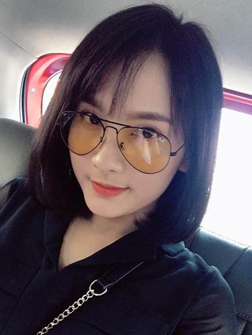 Diễn viên Bảo Thanh bày tỏ nỗi nhớ nhà da diết sau nhiều ngày ở TPHCM để quay bộ phim mới. Cô viết: Mong ngày về Hà Nội mà không phải bay vào đây nữa. Vì em quá nhớ ngôi nhà của em. Quá nhớ mẹ của em. Quá nhớ mùa đông Hà Nội rồi. Rét cũng được. Mưa cũng được luôn.