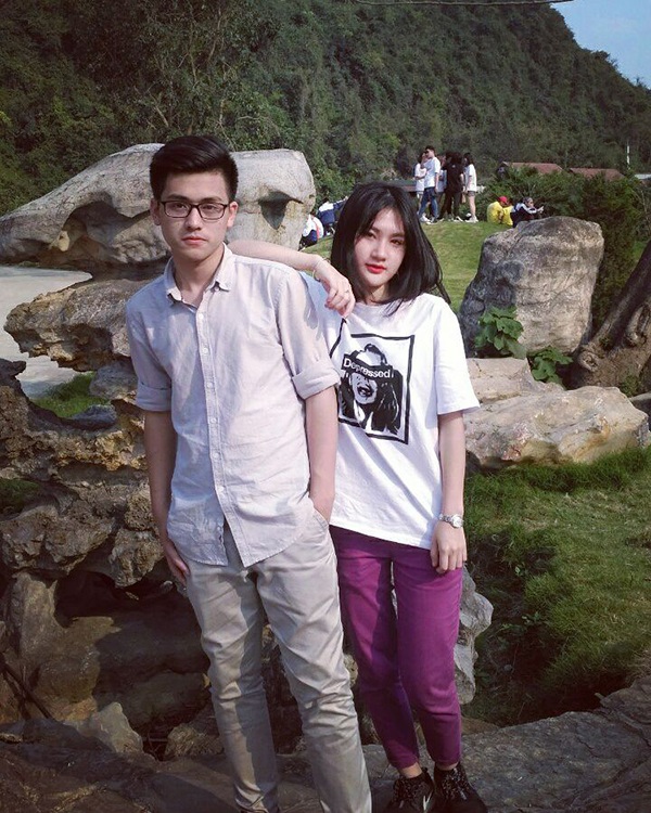 "Hot boy hội thao" trường Lê Quý Đôn đang gây "sốt" trên mạng - 2 Các bạn nữ trên mạng đều muốn được làm quen với chàng trai đeo kính có khuôn mặt “baby” này.