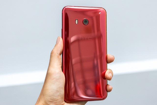 Loạt smartphone đáng chú ý mùa Giáng sinh 2017 - 5 Loạt smartphone đáng chú ý mùa Giáng sinh 2017 - 5