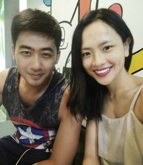 Tự Long làm thơ... xin lỗi vợ, Hà Hồ phủ nhận “cạch mặt” Mr Đàm - 11 Mặc dù trong Người phán xử không diễn cặp với nhau nhưng ngoài đời Hương Phố khá thân thiết với Bảo Ngậu.