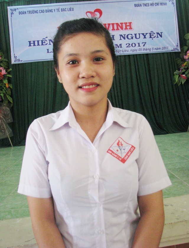 Tuyên dương sinh viên nhiều lần hiến máu tình nguyện - 3 Em Trần Ngọc Hân, một trong những nữ sinh nhiều lần tham gia hiến máu của trường Cao đẳng Y tế Bạc Liêu.