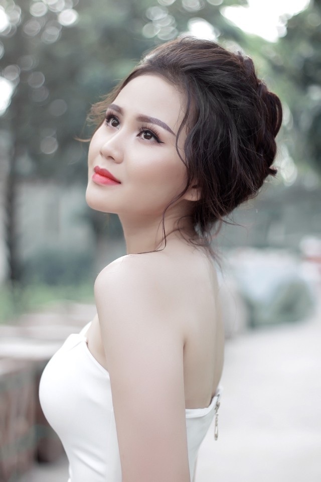 Nữ sinh Đại học Võ Trường Toản "khoe" vẻ tươi tắn đáng yêu - 7 Nữ sinh Đại học Võ Trường Toản "khoe" vẻ tươi tắn đáng yêu - 7