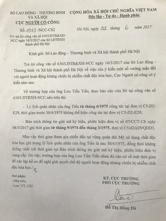 13 năm đi làm chế độ của người cựu chiến binh: Kết thúc có hậu và sự vô cảm! - 4
Công văn trả lời của Cục Người có công từng cho rằng trường hợp của ông Lưu Tiền Tiến chưa đủ căn cứ về mặt thời gian để xác lập hồ sơ đề nghị giải quyết chế độ người hoạt động kháng chiến bị nhiễm chất độc hóa học.