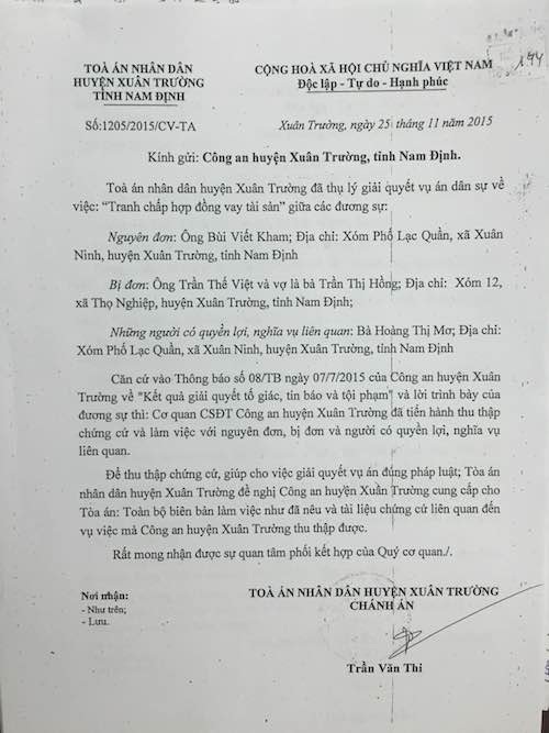 Tòa tuyên buộc “có vay có trả” trong vụ quỵt nợ nhiều tỷ đồng chấn động phố huyện - 4
TAND huyện Xuân Trường đã cẩn trọng đề nghị Công an huyện Xuân Trường cung cấp hồ sơ, tài liệu liên quan sự việc.