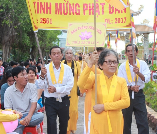 Bạc Liêu sôi nổi mừng Đại lễ Phật đản - 7 Bạc Liêu sôi nổi mừng Đại lễ Phật đản - 7