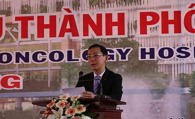 Cần Thơ: Khởi công Bệnh viện Ung bướu qui mô 500 giường - 1 Ông Võ Thành Thống - Chủ tịch UBND TP Cần Thơ phát biểu tại lễ khởi công