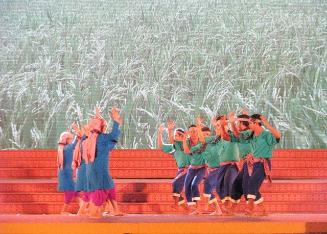 Tưng bừng ngày hội văn hóa Khmer Nam Bộ - 6 Tưng bừng ngày hội văn hóa Khmer Nam Bộ - 6