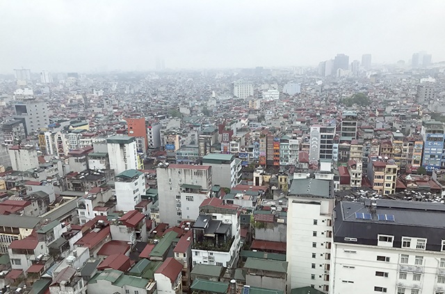 Cử tri Hà Nội kiến nghị không xây chung cư cao tầng trong nội đô - 1 UBND TP Hà Nội cho biết, sẽ không cấp phép cho dự án xây nhà cao tầng trong nội thành khi không đáp ứng được yêu cầu