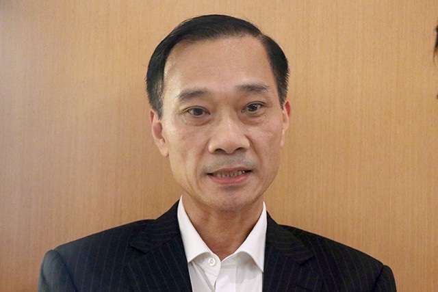 Chủ nhiệm Ủy ban Kinh tế: Cơ chế sẽ tạo nguồn lực phát triển đặc khu Vân Đồn - 1 Ông Vũ Hồng Thanh - Chủ nhiệm Uỷ ban Kinh tế của Quốc hội trao đổi với báo chí bên hành lang Quốc hội