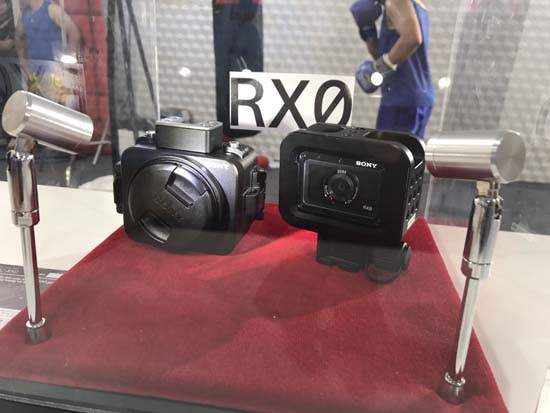 Sony Show 2017 hút khách nhờ loạt sản phẩm công nghệ ấn tượng - 8 Phát kiến mới Cyber-shot RX0