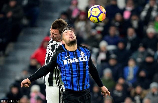 Cầm chân Juventus, Inter bảo toàn ngôi đầu Serie A - 1 Inter cầm chân Juventus với tỷ số 0-0