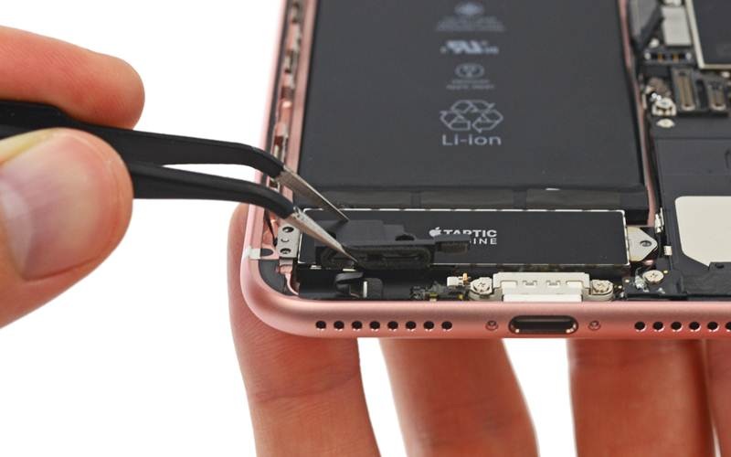 Apple cấm sử dụng logo "Quả táo" tại cửa hàng iPhone xách tay ở Việt Nam - 2 Apple cấm sử dụng logo "Quả táo" tại cửa hàng iPhone xách tay ở Việt Nam - 2