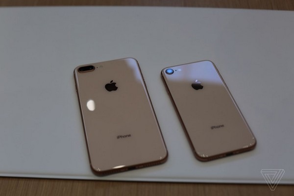 iPhone 8 chính hãng sẽ về Việt Nam cuối tháng 10 giá 21 triệu đồng - 1 iPhone 8 chính hãng sẽ về Việt Nam cuối tháng 10 giá 21 triệu đồng - 1