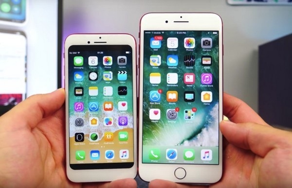 Chưa ra mắt, iPhone 8 đã bị làm nhái và bán tại Trung Quốc - 1 Mặt trước của iPhone 8 nhái (trái) và một chiếc iPhone 7 Plus hàng “xịn”