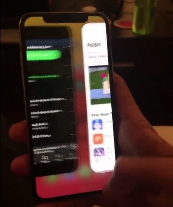 Clip thực tế cách chuyển đổi giữa các ứng dụng đang chạy trên iPhone X - 1 Người dùng lướt ngón tay ở góc dưới giao diện ứng dụng để chuyển đổi qua lại giữa các ứng dụng đang chạy