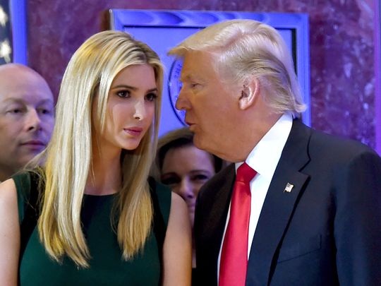 Ivanka Trump sẽ trở thành đệ nhất ái nữ quyền lực cỡ nào trong Nhà Trắng? - 1
Ivanka Trump rất thân thiết với người cha Donald Trump (Ảnh: Getty)