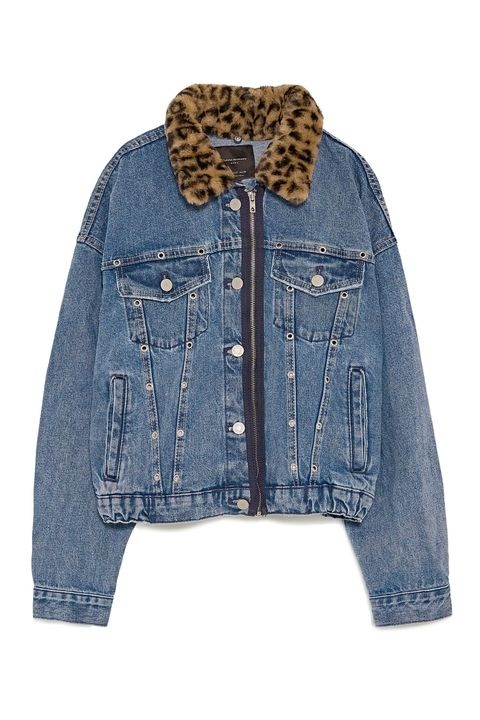 Biến tấu sành điệu với áo Jeans - 3
Áo cổ họa tiết da báo, kéo khóa dọc của Zara