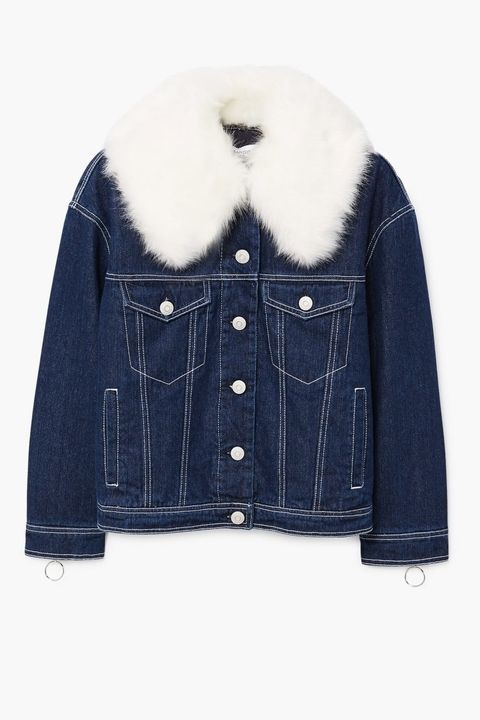 Biến tấu sành điệu với áo Jeans - 9
Áo cổ gắn lông của Mango giữ ấm cho những ngày gió