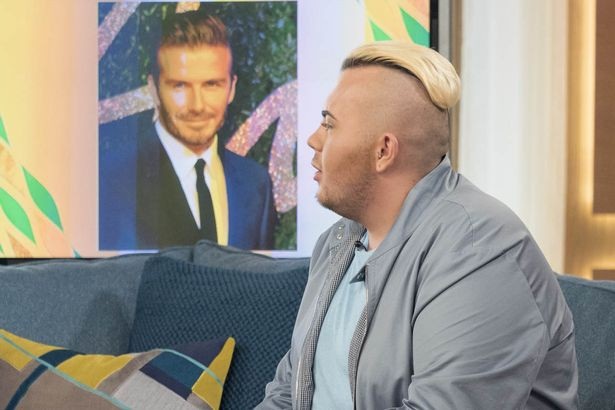 Đã tốn 20 nghìn bảng Anh còn suýt chết vì muốn giống Beckham - 2
Jack trò chuyện về câu chuyện muốn trở thành thần tượng của mình.