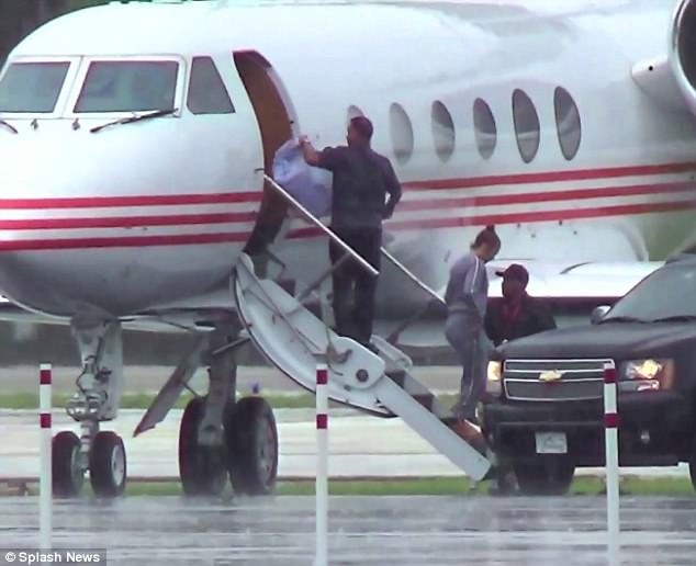 Jennifer Lopez và người tình đi nghỉ cùng nhau giữa tin đồn ngoại tình - 3 Jennifer Lopez và người tình đi nghỉ cùng nhau giữa tin đồn ngoại tình - 3