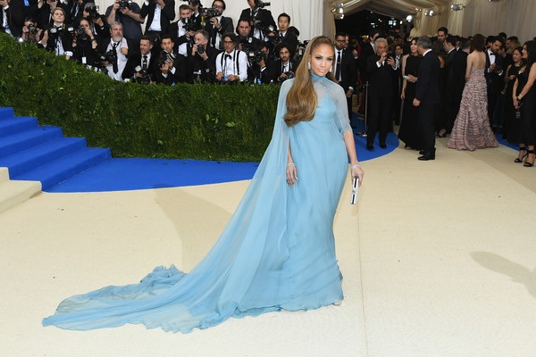 Jennifer Lopez đẹp đôi bên bạn trai kém 6 tuổi - 12 Jennifer Lopez đẹp đôi bên bạn trai kém 6 tuổi - 12