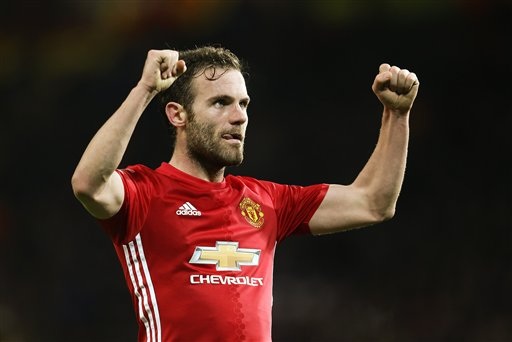 Đội hình tiêu biểu lượt về vòng 1/8 Europa League: Người hùng của MU - 4 Juan Mata là người hùng của MU với bàn thắng duy nhất giúp CLB vượt qua Rostov