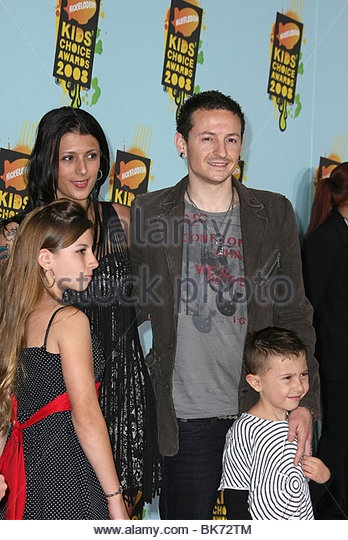 Những hình ảnh ít biết về gia đình của Chester Bennington - 12 Những hình ảnh ít biết về gia đình của Chester Bennington - 12