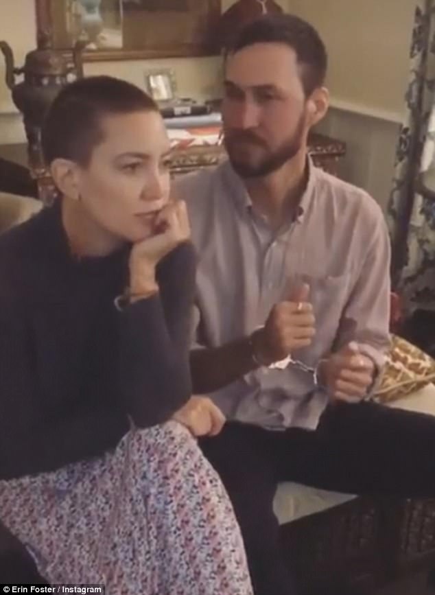 Kate Hudson gây sốc khi "xuống tóc" - 3
Sister là bộ phim đầu tay mà ca sỹ Úc Sia trổ tài đạo diễn. Bộ phim có kinh phí thực hiện ít ỏi