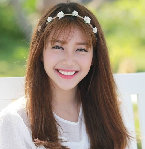 Khả Ngân tiết lộ lý do chọn "Người bạn đồng hành" - 1 Khả Ngân tiết lộ lý do chọn "Người bạn đồng hành" - 1