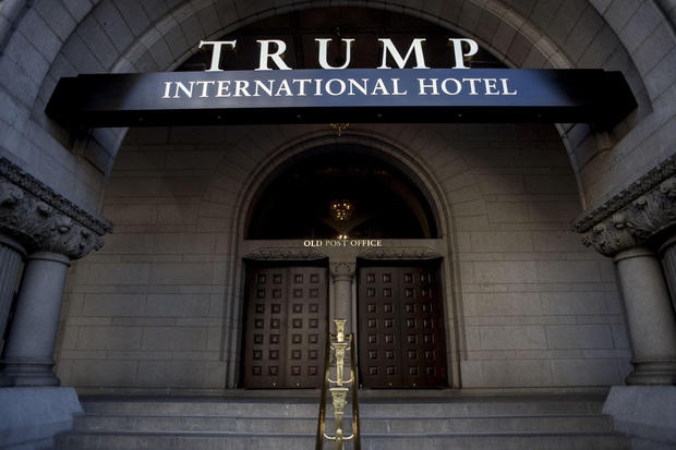 Ông Trump vẫn chưa từ bỏ thương trường dù đã nhậm chức? - 2 Khách sạn Quốc tế Trump (Ảnh: Getty)
