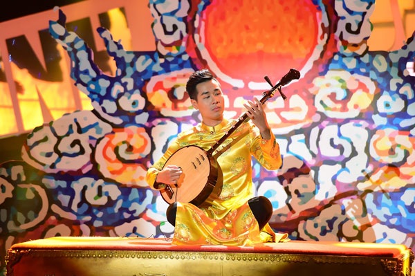 “Nữ hoàng Wushu” Thúy Hiền hát dân ca khiến Việt Hương “bênh ra mặt” - 6 MC Nguyên Khang (Ảnh: Lý Võ Phú Hưng)