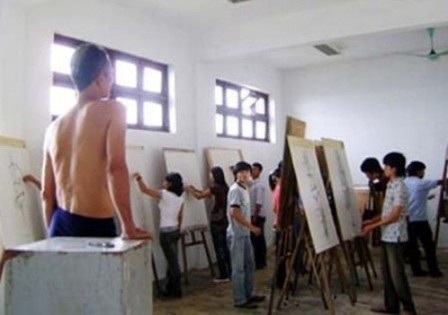 Những công việc kì quặc lại có mức lương cao không tưởng - 8 Những công việc kì quặc lại có mức lương cao không tưởng - 8