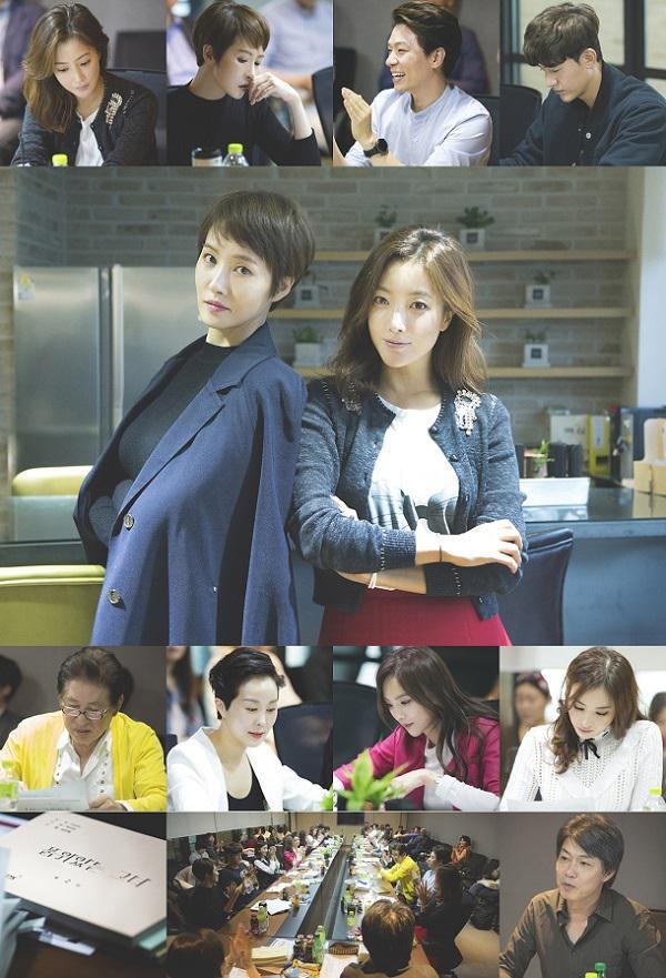 Nhan sắc của mỹ nhân 40 tuổi Kim Hee Sun ngày ấy và bây giờ - 23
Con gái đã trưởng thành, Kim Hee Sun đã nhàn nhã hơn nên có thể quay lại với các hoạt động của làng giải trí và sống cùng đam mê của mình. Nữ diễn viên 40 tuổi góp mặt trong nhiều sự kiện hơn, không còn từ chối cá kịch bản đóng phim nữa.