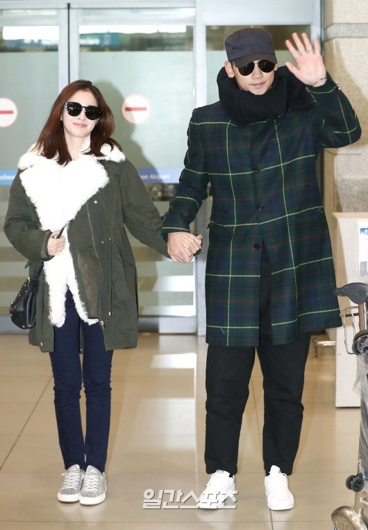 Trở về từ tuần trăng mật, Kim Tae Hee và Bi (Rain) sắm đồ cho tổ ấm - 12 Trở về từ tuần trăng mật, Kim Tae Hee và Bi (Rain) sắm đồ cho tổ ấm - 12