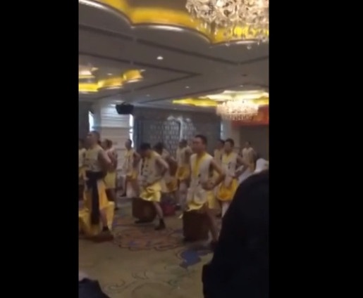 Lớp học Kung fu giải quyết chứng rối loạn cương và xuất tinh sớm - 2
Lớp học Kung fu đặc biệt