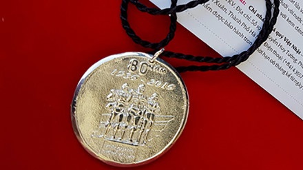 
Kỷ niệm chương nhân kỷ niệm 80 năm thành lập ngành của TKV
