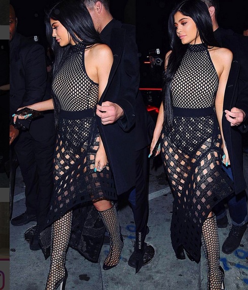 Em cô Kim chia tay bạn trai gốc Việt - 6
Kylie Jenner cũng rất thành công khi ra mắt các sản phẩm mỹ phẩm mang thương hiệu của mình.