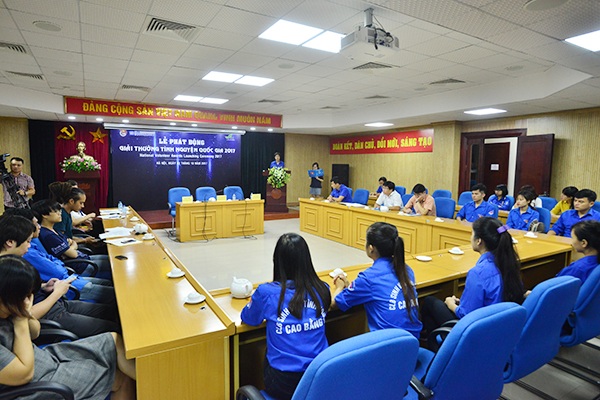 Tình nguyện viên có thể tự ứng cử giải thưởng Tình nguyện quốc gia 2017 - 1 Lễ phát động giải thưởng Tình nguyện quốc gia 2017