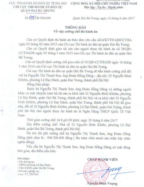 Cưỡng chế thi hành án khối tài sản trong vụ doanh nghiệp “khản giọng” kêu cứu - 3
Việc cưỡng chế thi hành án đã được thực hiện tuy nhiên đại diện Công ty Trung Dũng cho biết sẽ tiếp tục kêu cứu đến các cơ quan chức năng.
