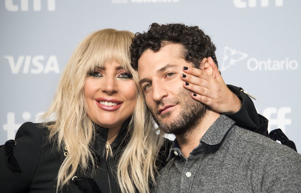 
Cô dự LHP Toronto để quảng bá bộ phim tài liệu về cô mang tên Lady Gaga: Five Foot Two
