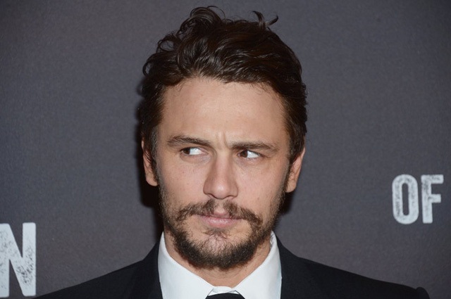 Bật mí nghề "tay trái" chưa từng biết của top 11 nhân vật nổi tiếng - 4
James Franco không chỉ là từng là một sinh viên giỏi mà ông còn dạy tại NYU, UCLA và USC. Với rất nhiều kinh nghiệm trong quá trình giảng dạy, James còn có ý định sẽ mở một trường học riêng cho mình.