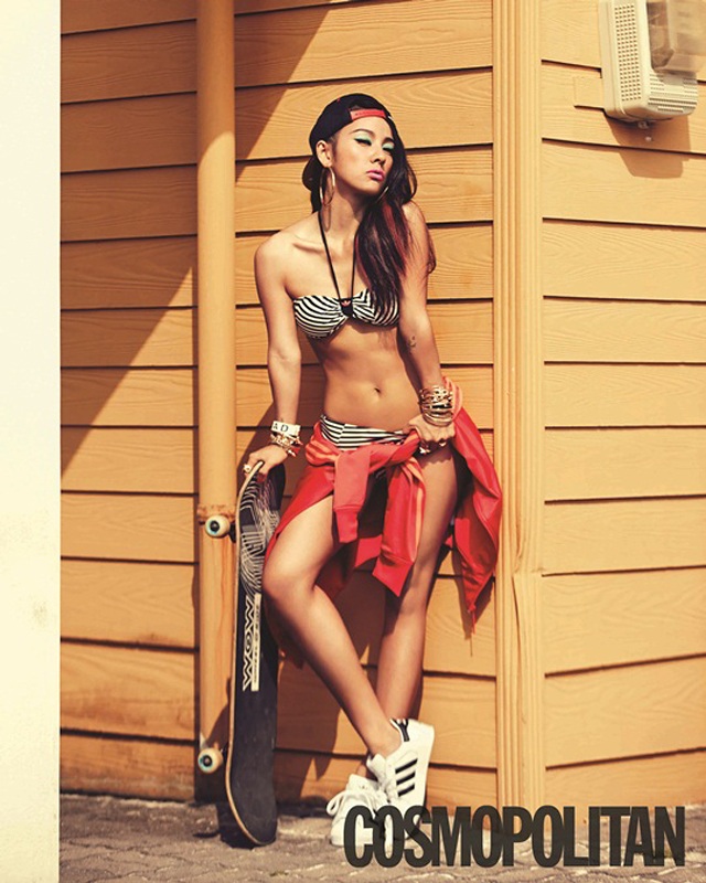 Ảnh thuở đôi mươi của Lee Hyori khiến fan mê mẩn - 17 Ảnh thuở đôi mươi của Lee Hyori khiến fan mê mẩn - 17