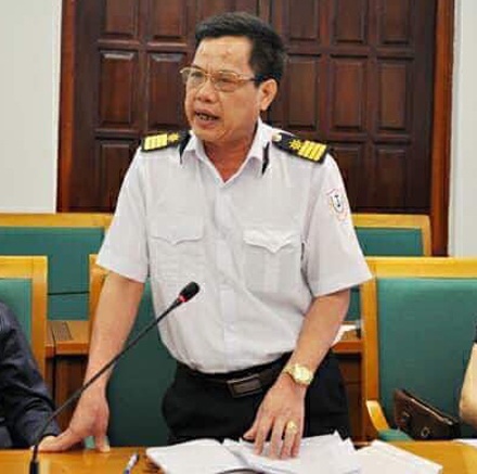 Giám đốc Sở GTVT xin cho hai cấp dưới được tại vị thêm một năm - 1 Ông Lê Hồng Thắng cho rằng, ông không có đơn xin được hoãn thời gian luân chuyển mà vấn đề này do tổ chức sắp xếp.