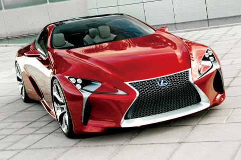 Lexus đầy đường ở Campuchia: Về Việt Nam cũng chẳng rẻ hơn - 2
Mua một chiếc xe Lexus về tới Việt Nam bị đội giá lên gấp nhiều lần.