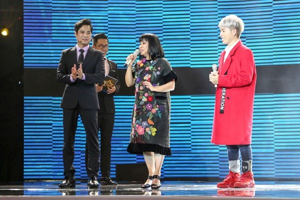 Danh ca Elvis Phương rơi nước mắt trước cách hát Bolero phá cách của Đào Bá Lộc - 3 Cẩm Vân chọn Đức Phúc.