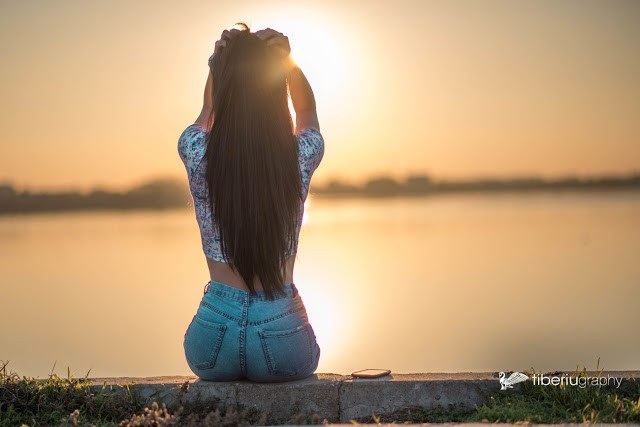 Một nửa của sự thật… - 1 Ảnh minh họa