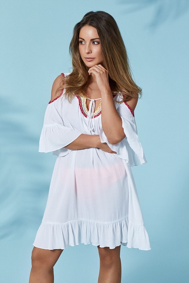 
Bạn trai cô cũng là huấn luyện viên Gym và việc hai người tập luyện cùng nhau càng thú vị hơn
