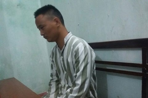 Chuyện viễn tưởng sau song sắt của "thạc sỹ Dubai" - 1 Hoàng Thanh Tuyền tỏ ra buồn bã trong suốt cuộc nói chuyện tại trại giam