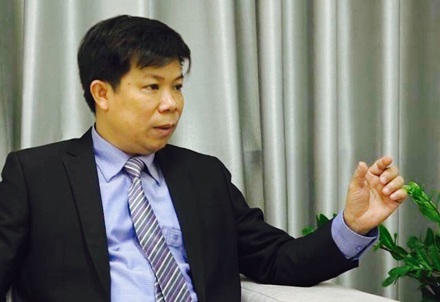 Cơ quan tố tụng “đá nhau” trong vụ tung ảnh nóng người tình lên mạng - 2 Tiến sĩ, luật sư Lê Văn Thiệp trao đổi với phóng viên Dân trí về vụ án này.