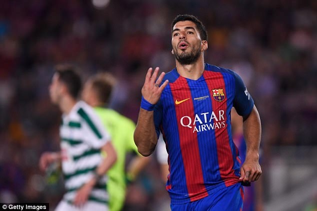 Tổng giá trị chuyển nhượng của Luis Suarez trong sự nghiệp vào khoảng 117 triệu euro. Trong đó, số tiền chuyển nhượng Luis Suarez từ Liverpool sang Barcelona chiếm phần lớn.
